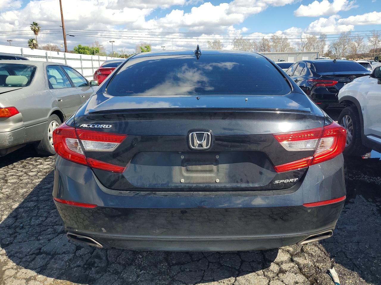 2020 HONDA ACCORD SPORT photo 6