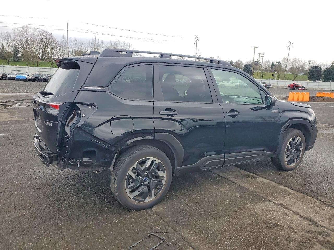 2025 SUBARU FORESTER PREMIUM photo 3