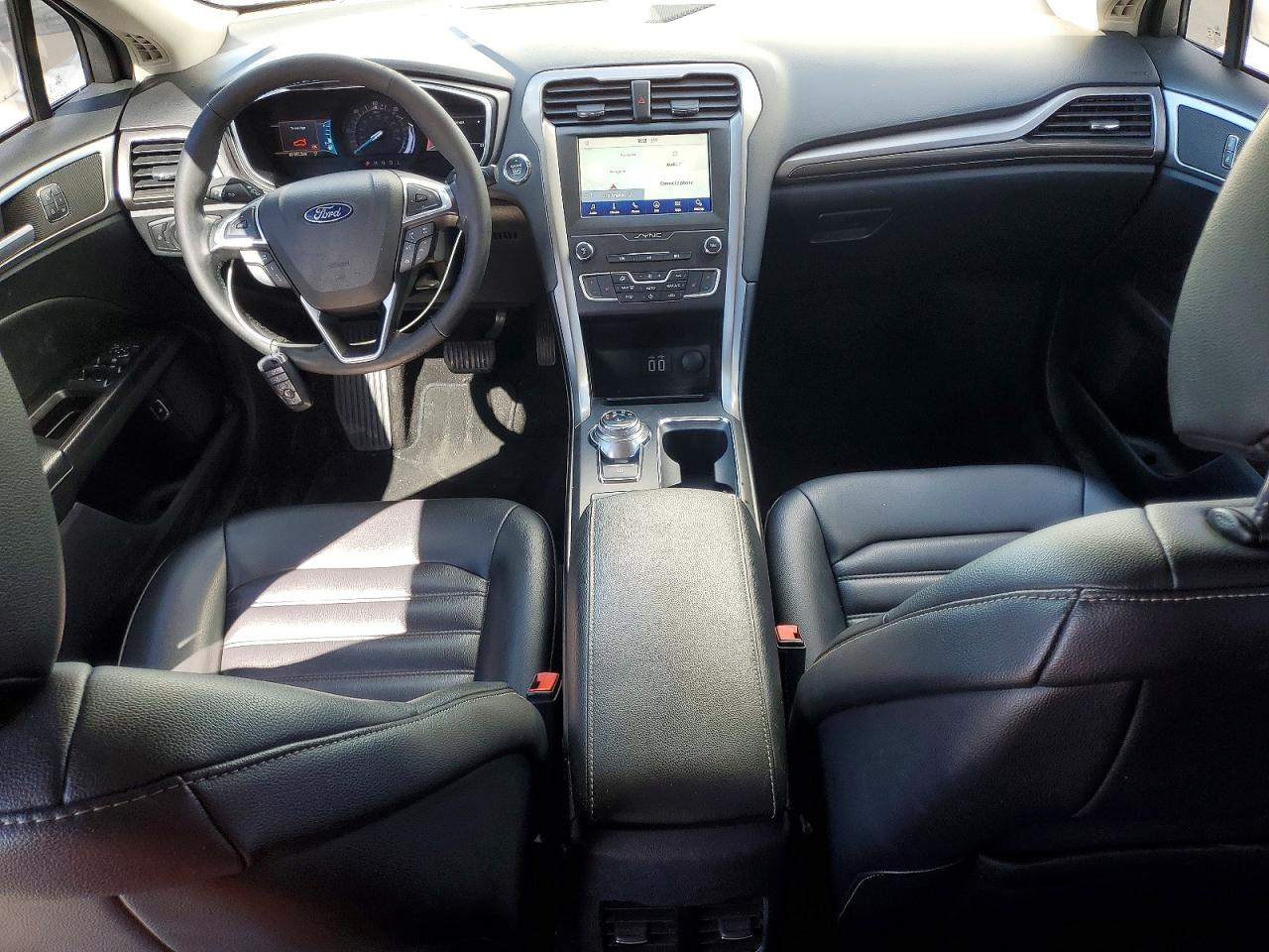 2020 FORD FUSION SEL photo 8