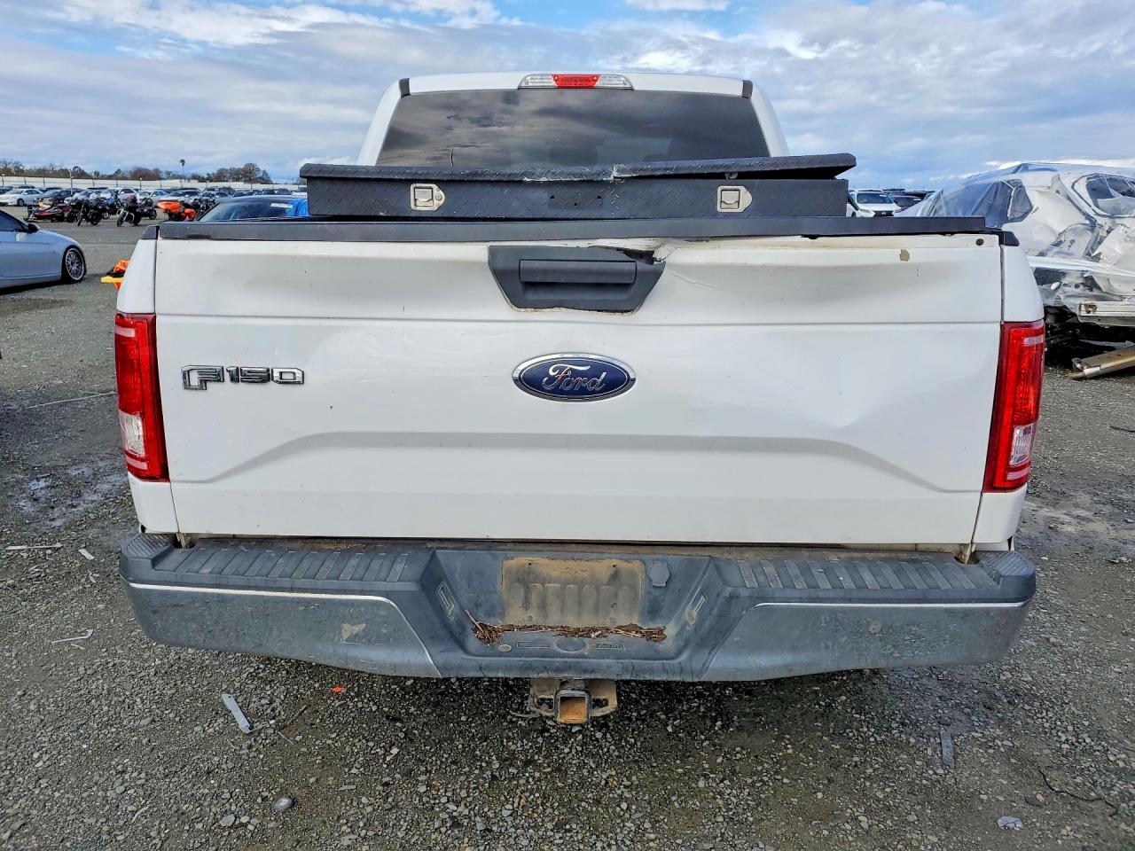 2017 FORD F150 SUPERCREW photo 6