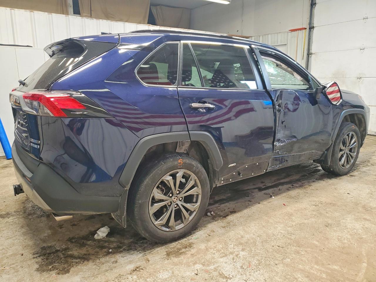 2022 TOYOTA RAV4 LIMITED photo 3
