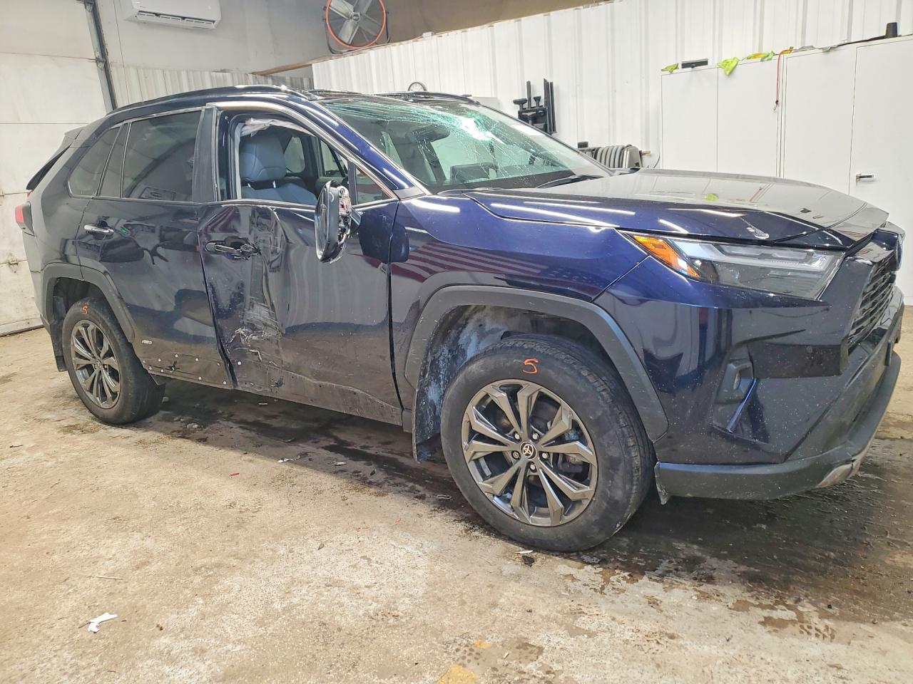 2022 TOYOTA RAV4 LIMITED photo 4