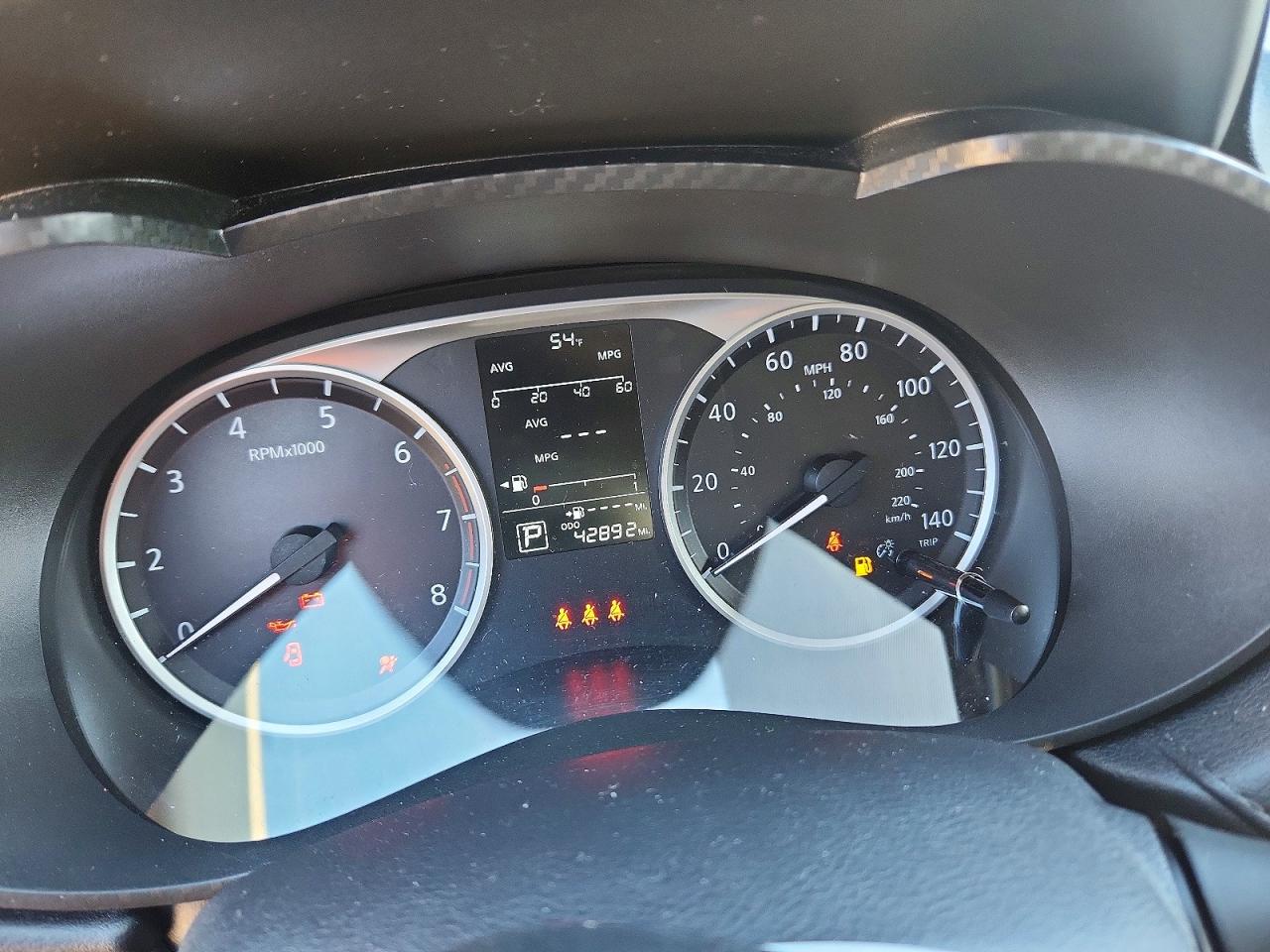 2024 NISSAN VERSA S photo 9