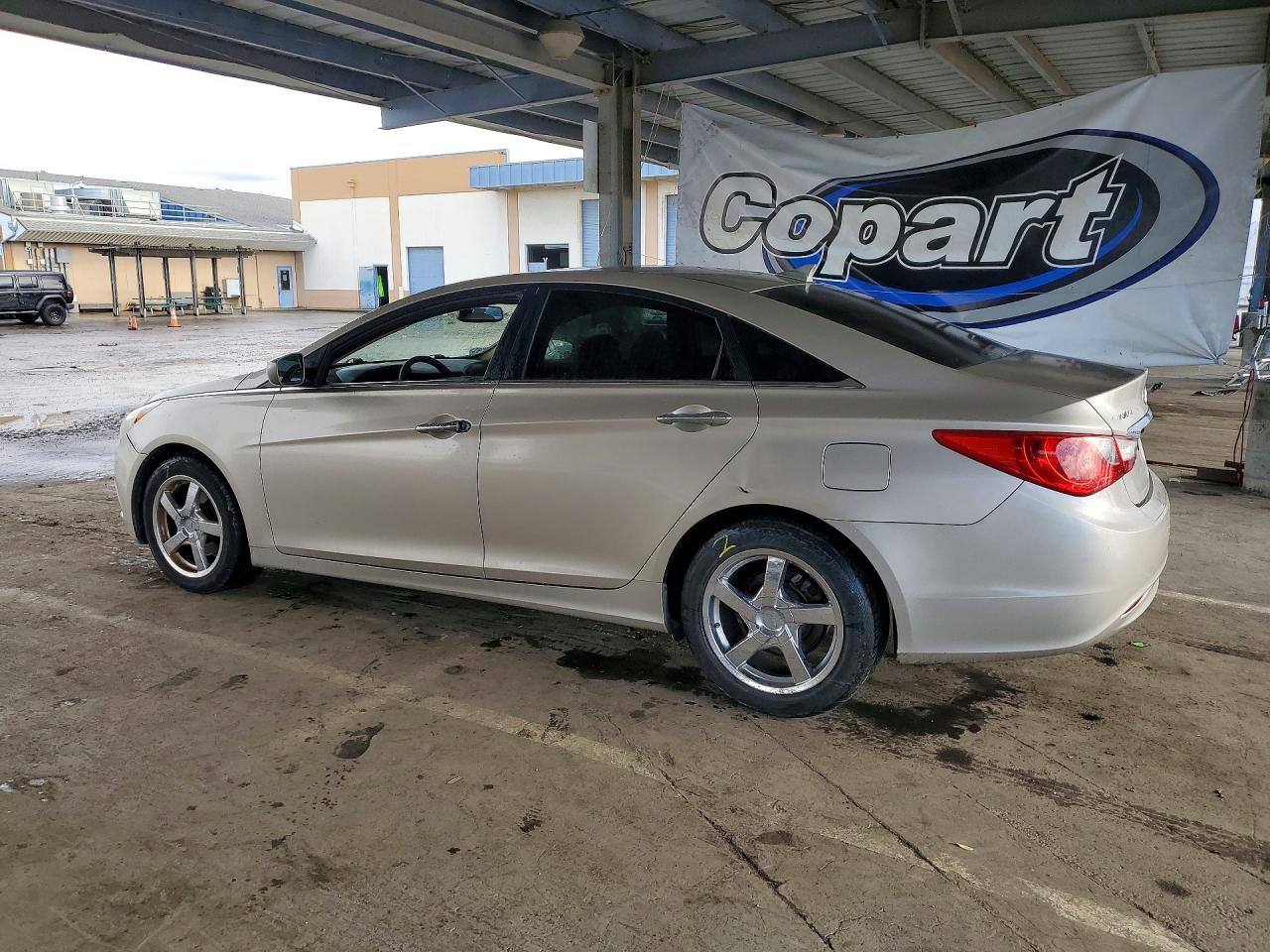 2011 HYUNDAI SONATA GLS photo 2