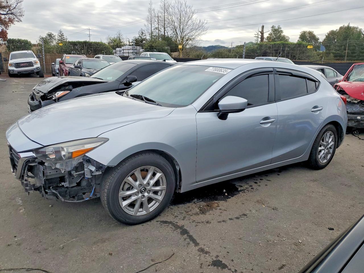 2017 MAZDA 3