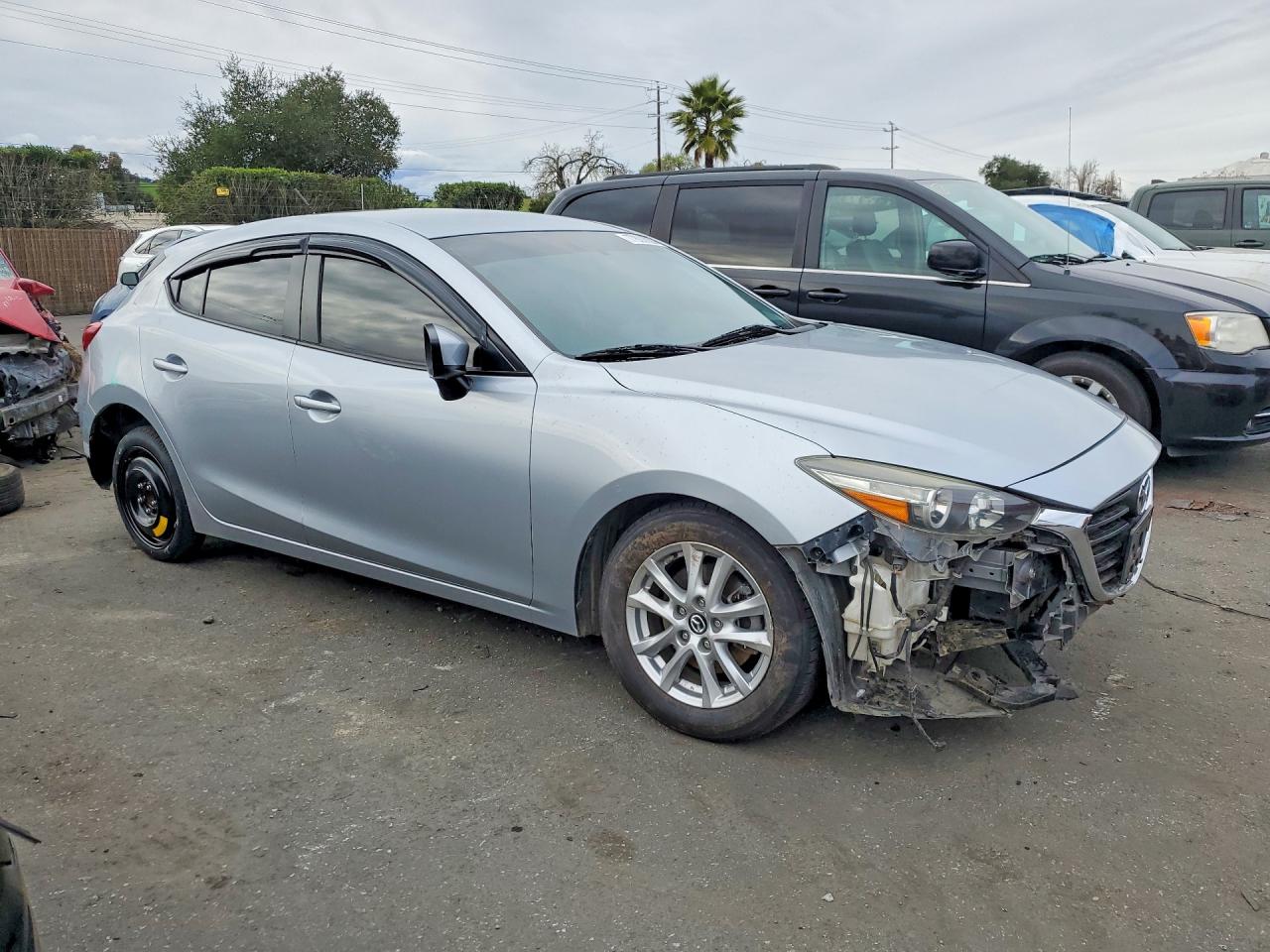 2017 MAZDA 3 SPORT photo 4