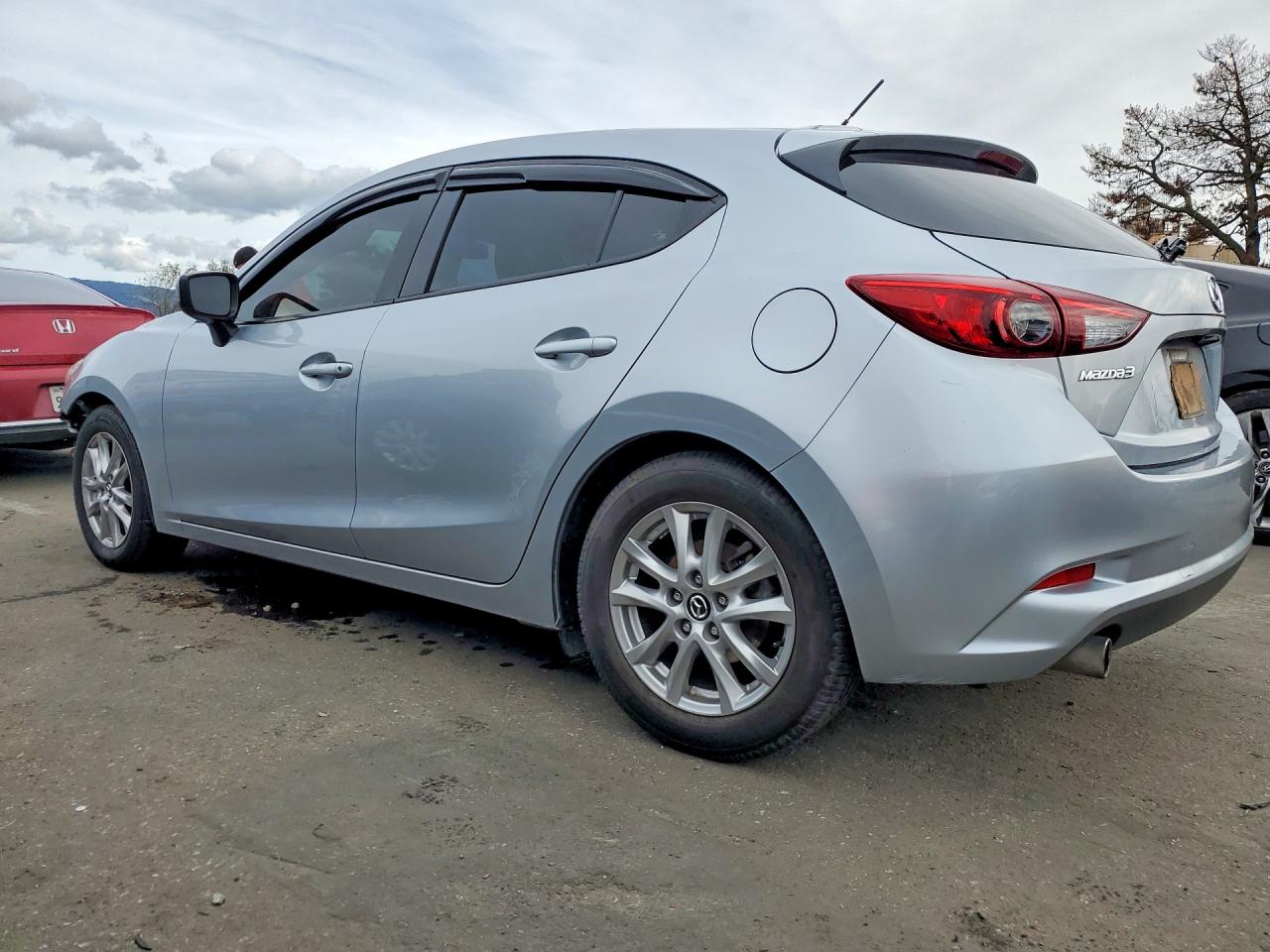 2017 MAZDA 3 SPORT photo 2