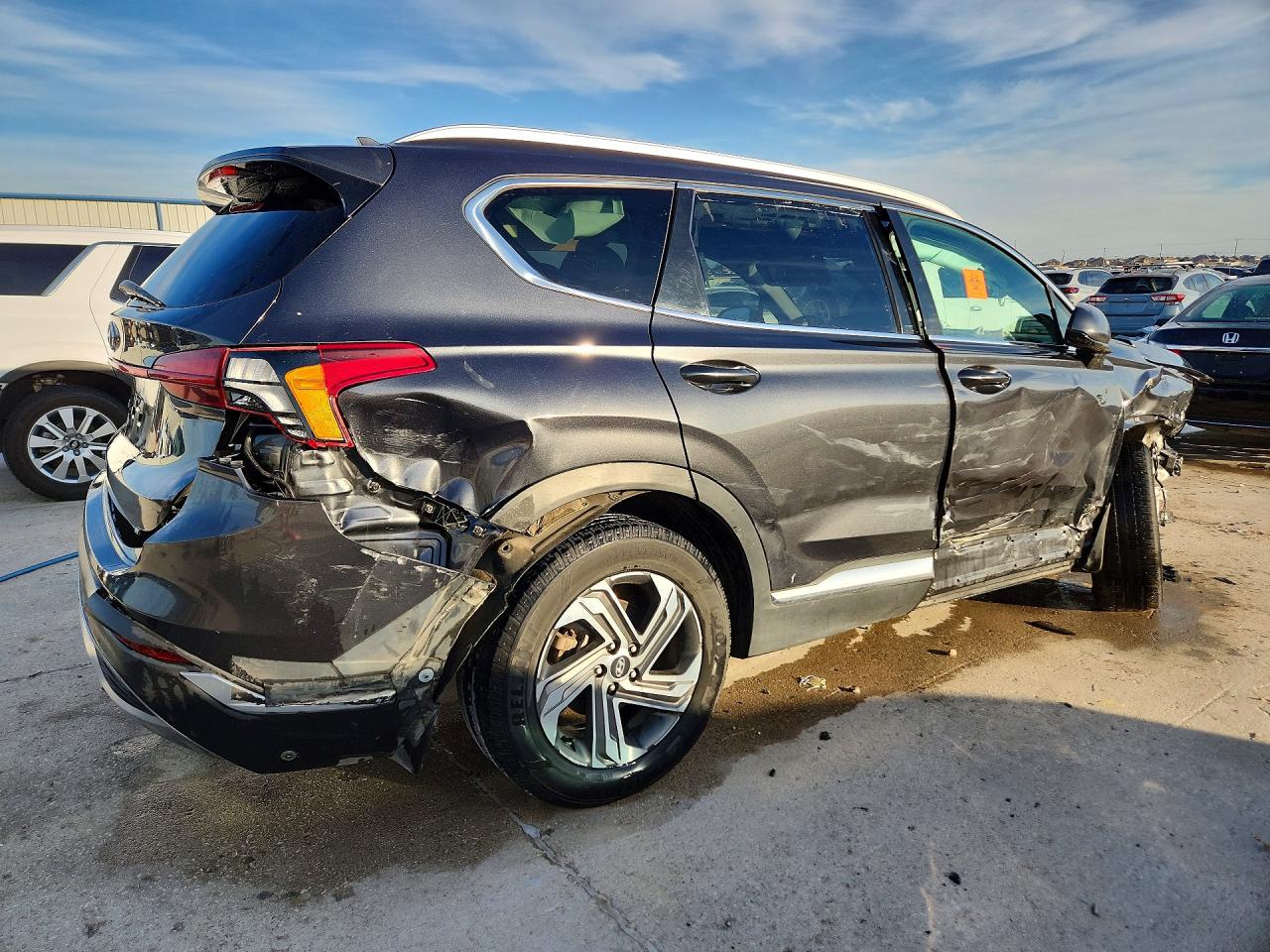 2022 HYUNDAI SANTA FE SEL photo 3