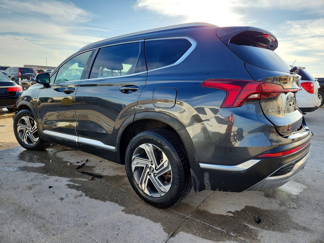 2022 HYUNDAI SANTA FE SEL photo 2