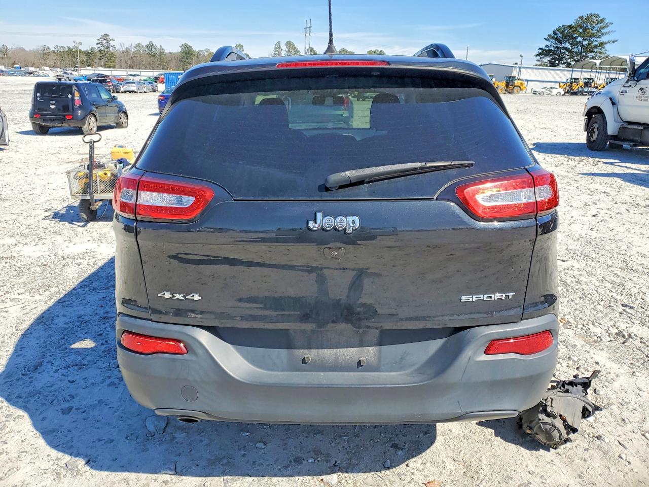 2016 JEEP CHEROKEE SPORT photo 6