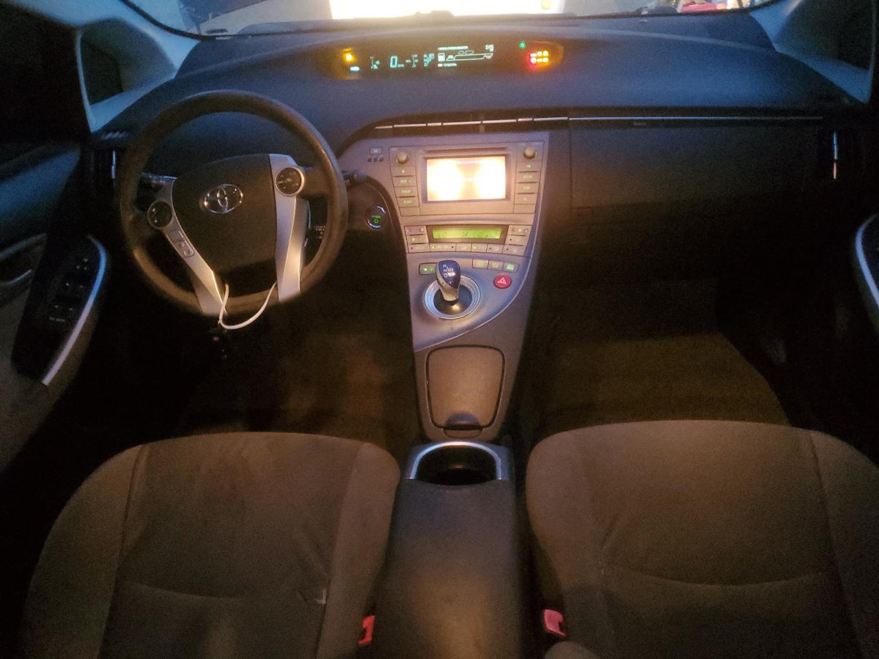2012 TOYOTA PRIUS photo 8