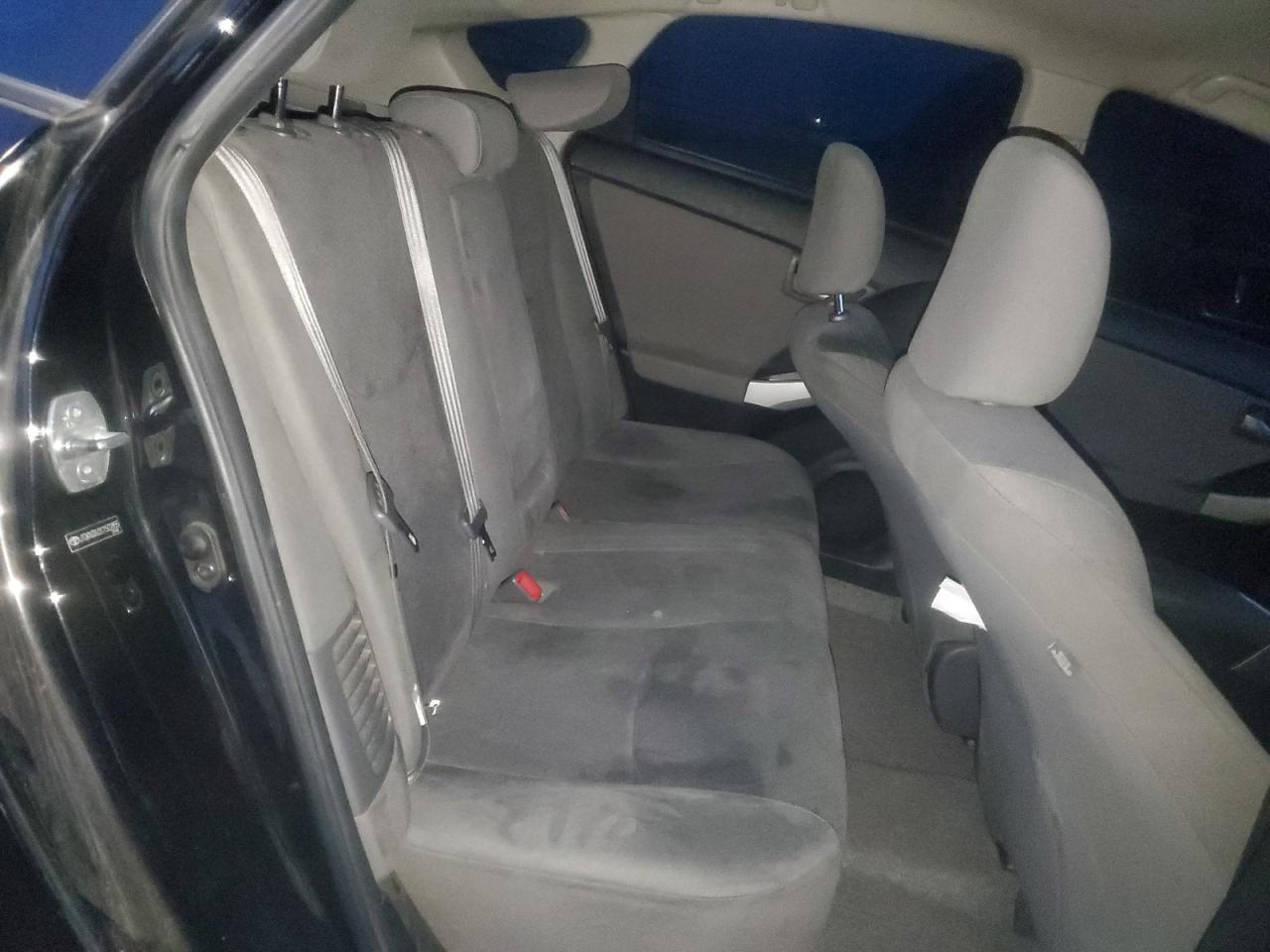2012 TOYOTA PRIUS photo 10