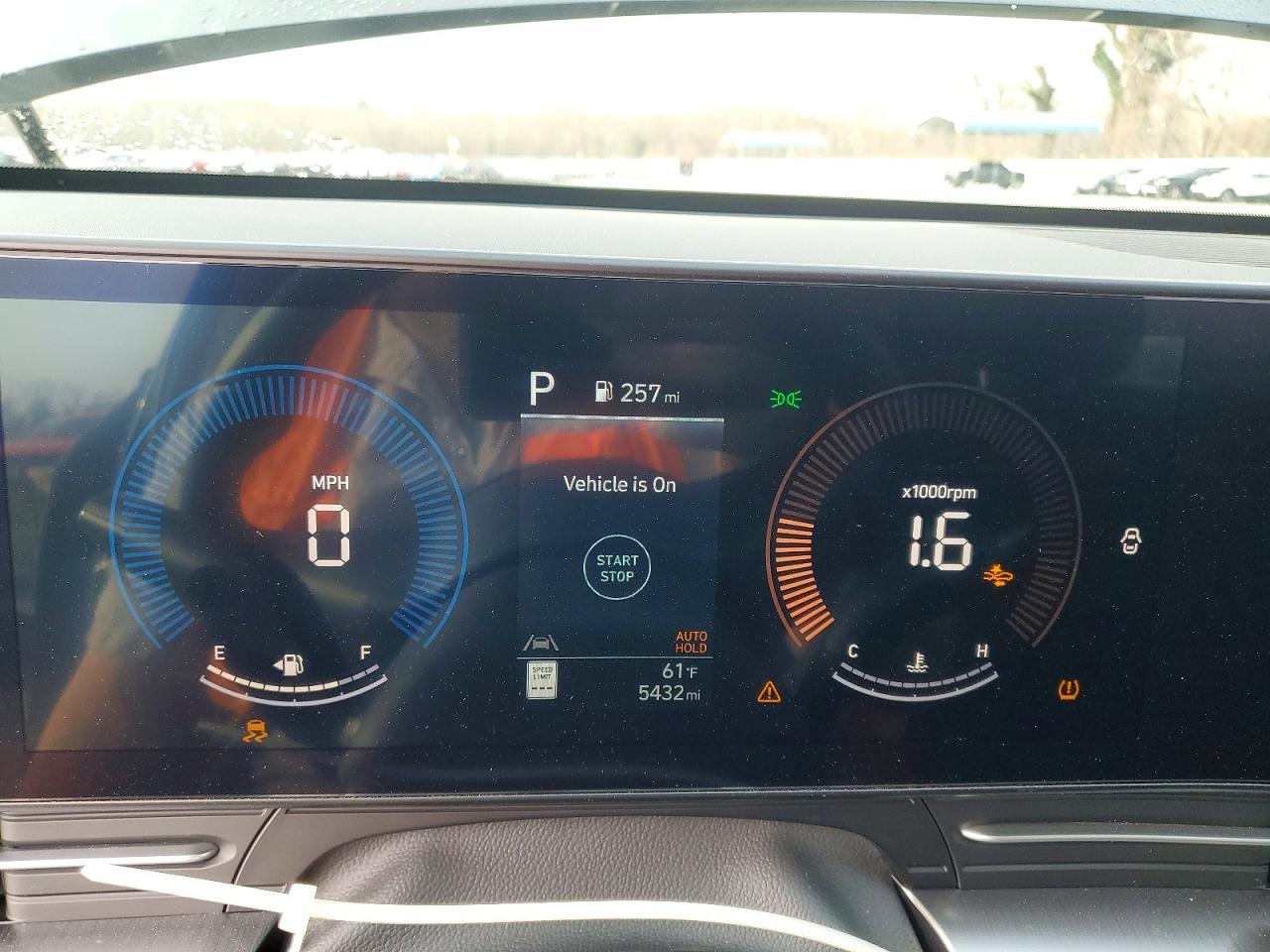 2025 HYUNDAI KONA SEL photo 17