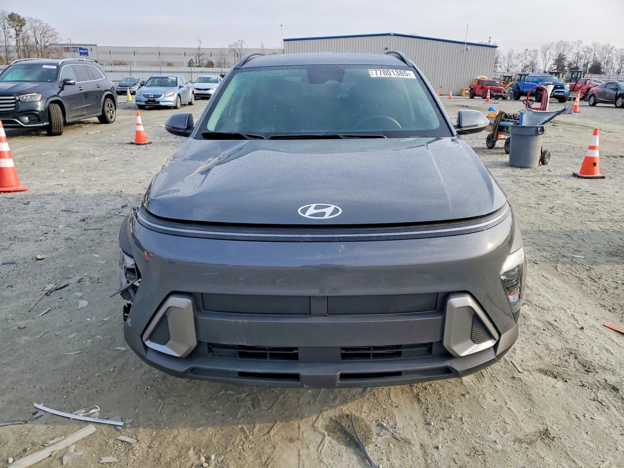 2025 HYUNDAI KONA SEL photo 9