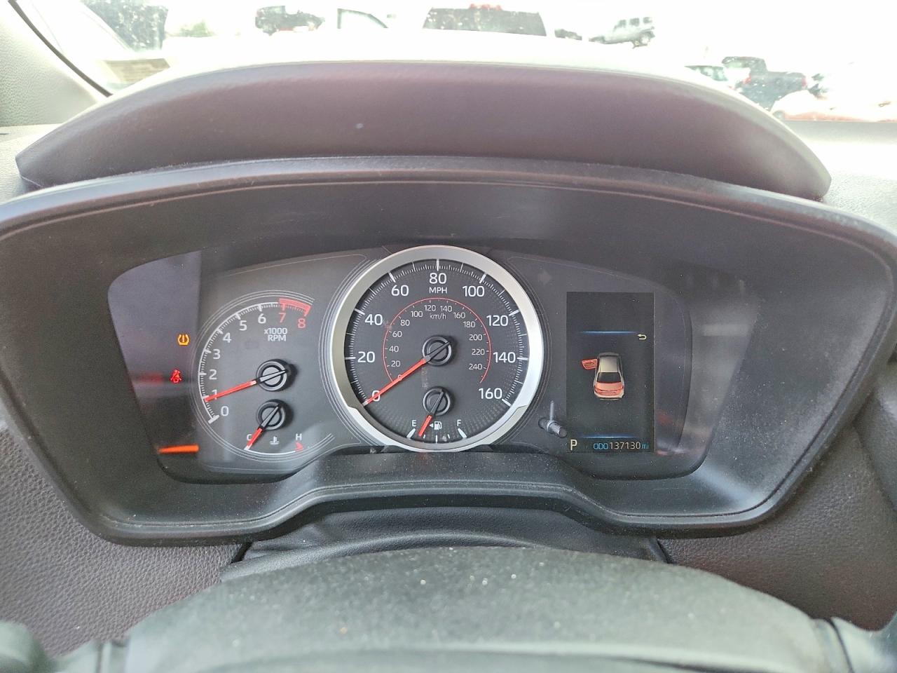 2020 TOYOTA COROLLA SE photo 9