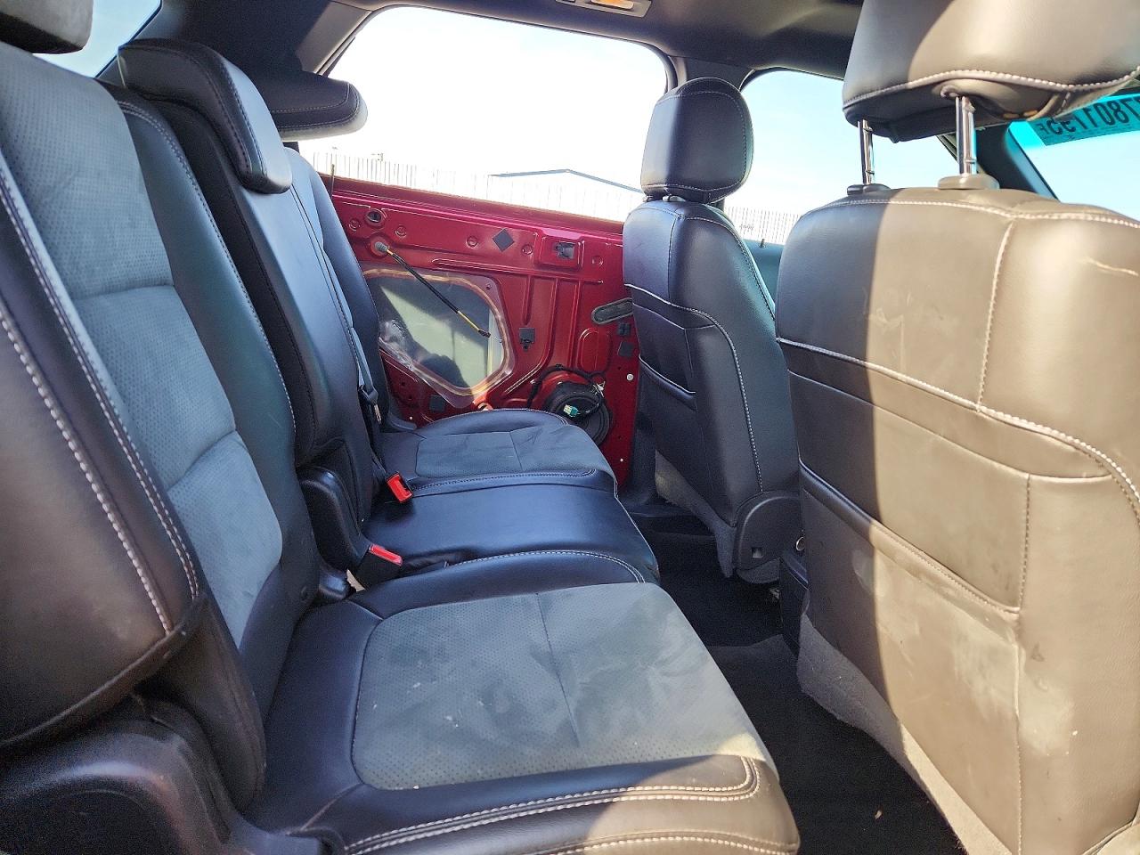 2015 FORD EXPLORER XLT photo 11