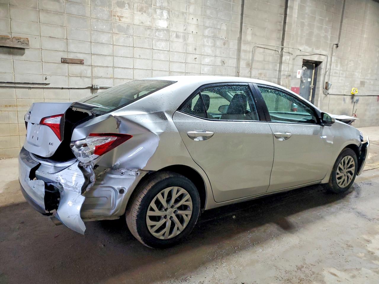 2016 TOYOTA COROLLA L photo 7