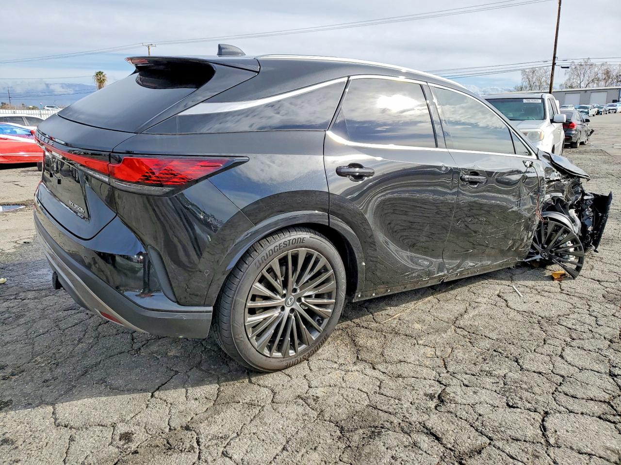 2026 LEXUS RX 350H LUXURY photo 3