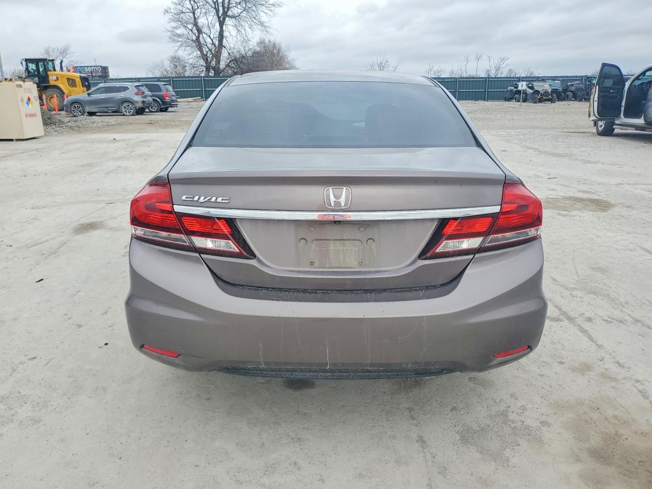 2015 HONDA CIVIC LX photo 16