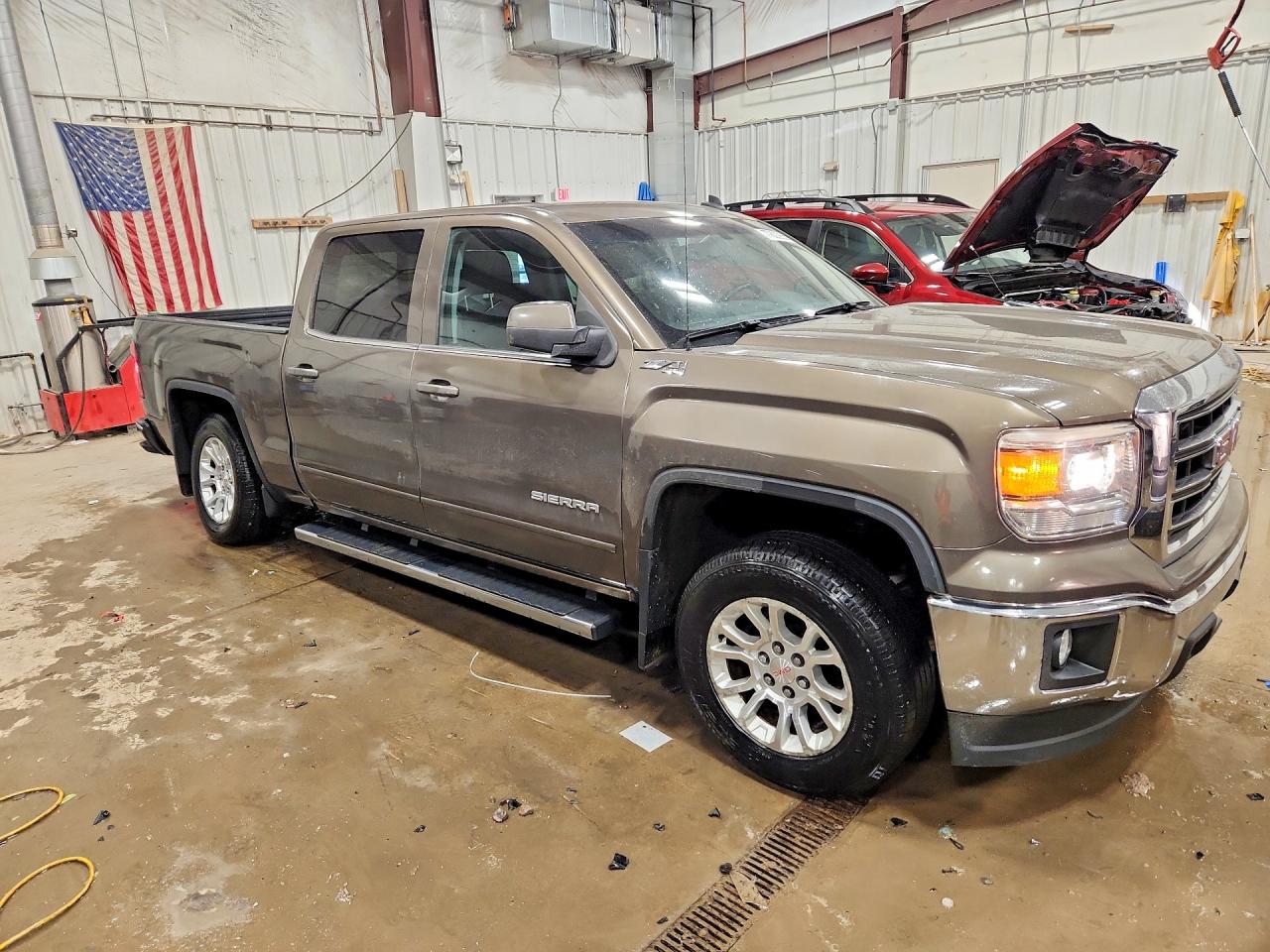2014 GMC SIERRA K1500 SLE photo 4