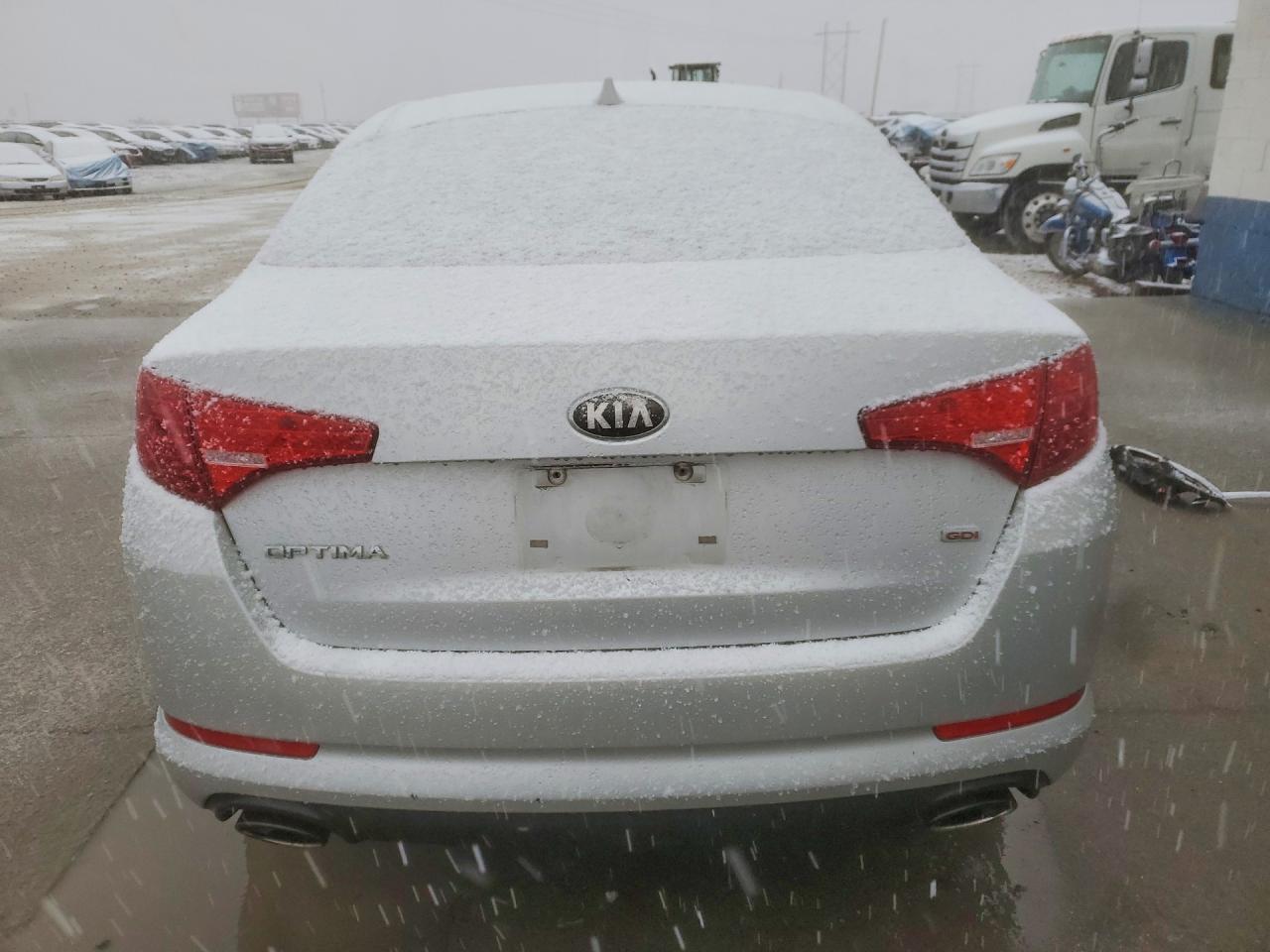 2013 KIA OPTIMA LX photo 16