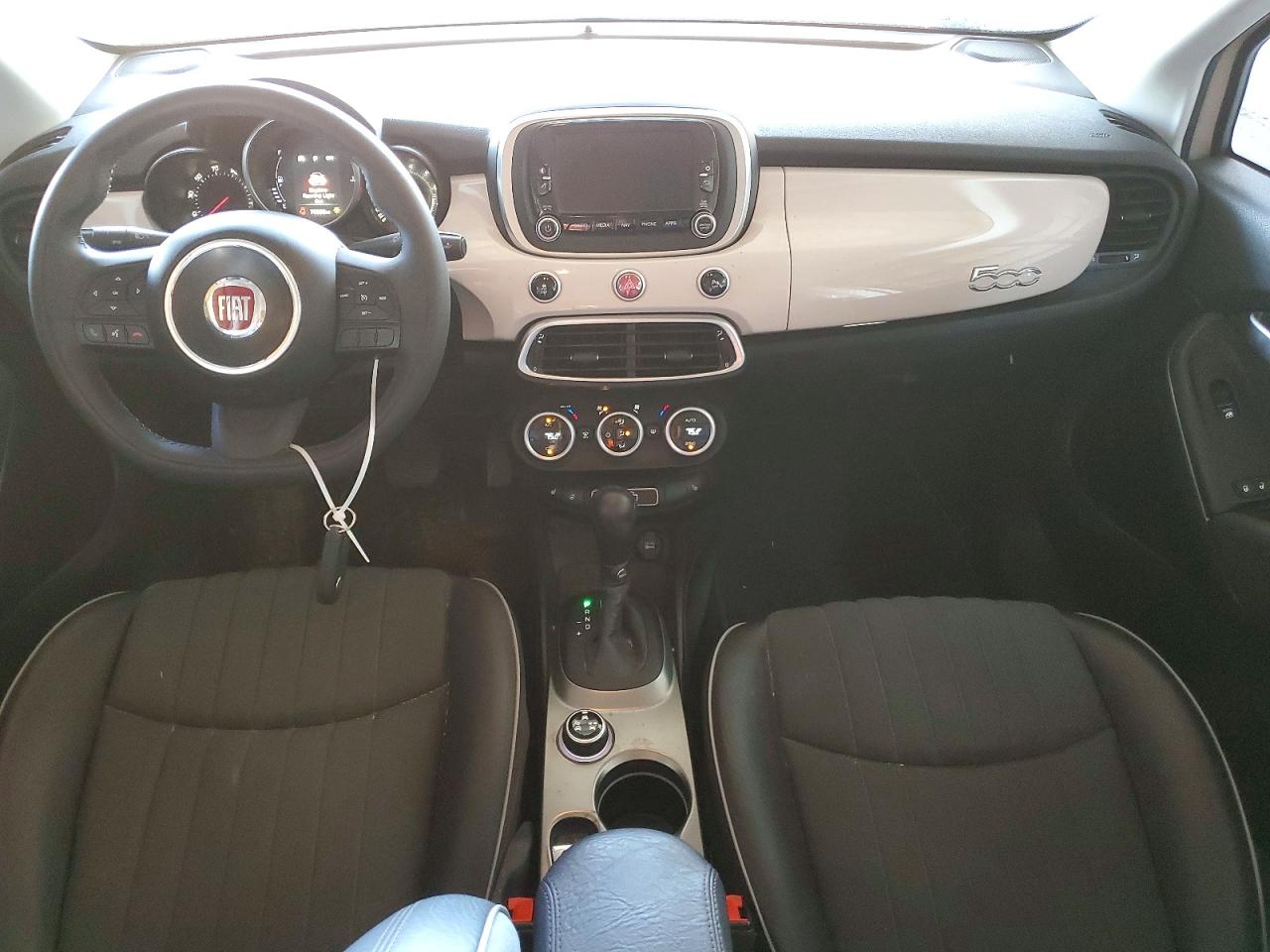 2016 FIAT 500X LOUNGE photo 8