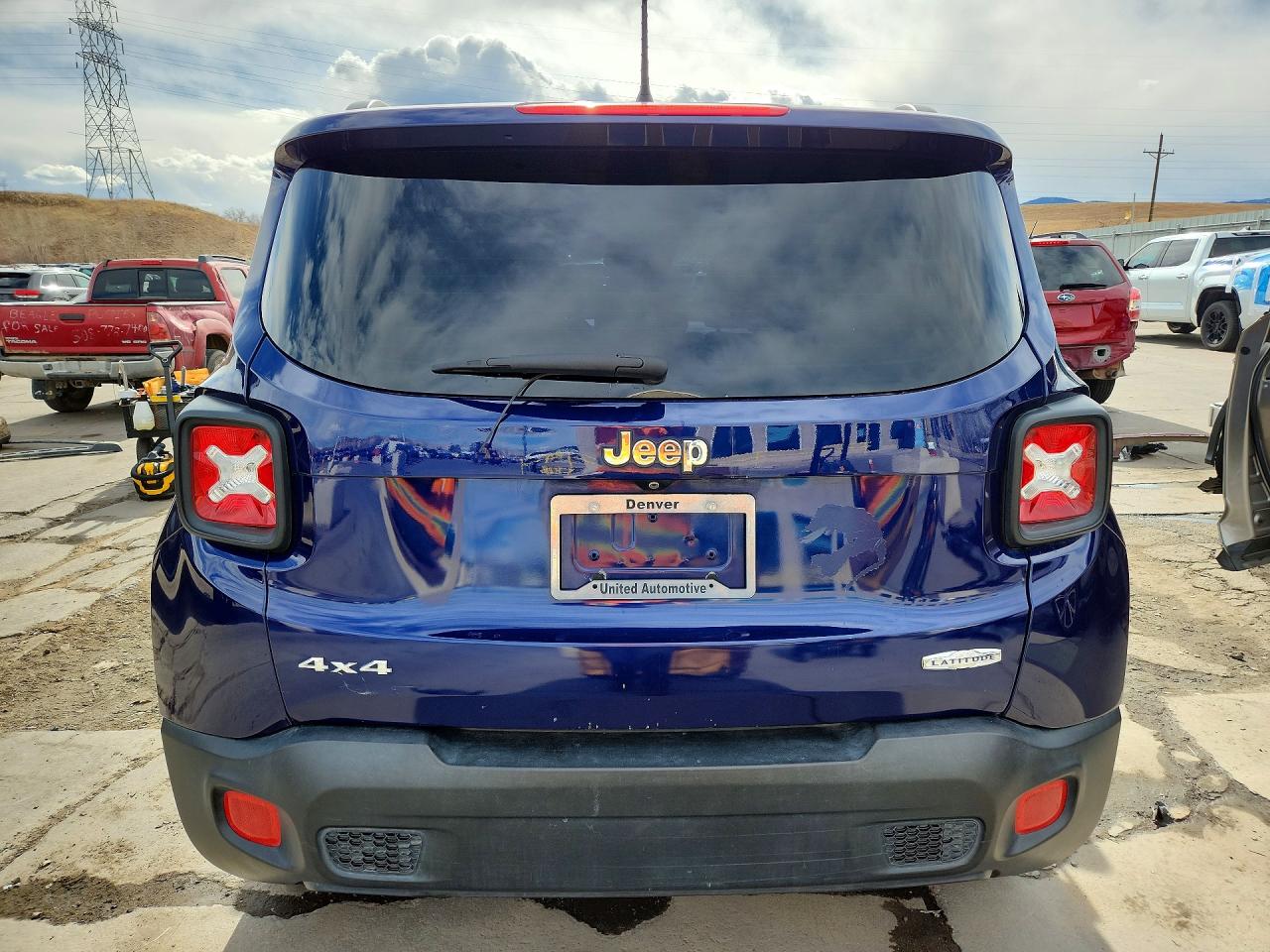 2017 JEEP RENEGADE LATITUDE photo 6