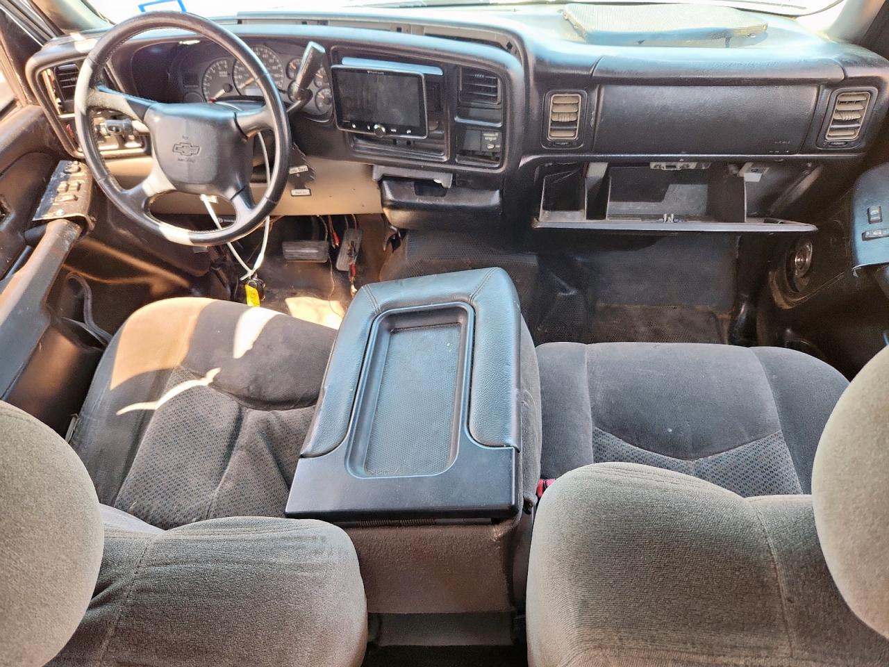 2000 CHEVROLET SILVERADO C1500 photo 15