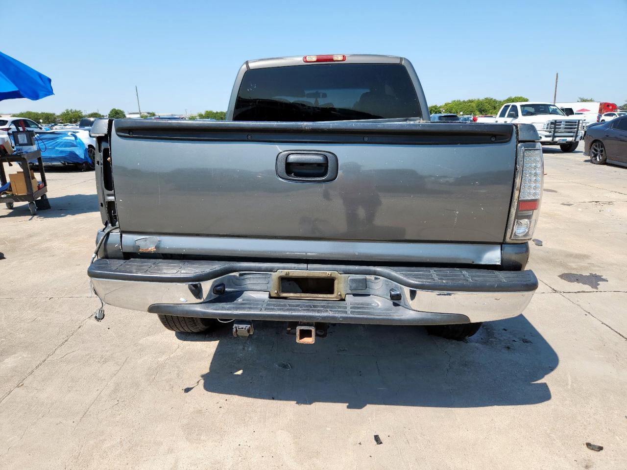 2000 CHEVROLET SILVERADO C1500 photo 11