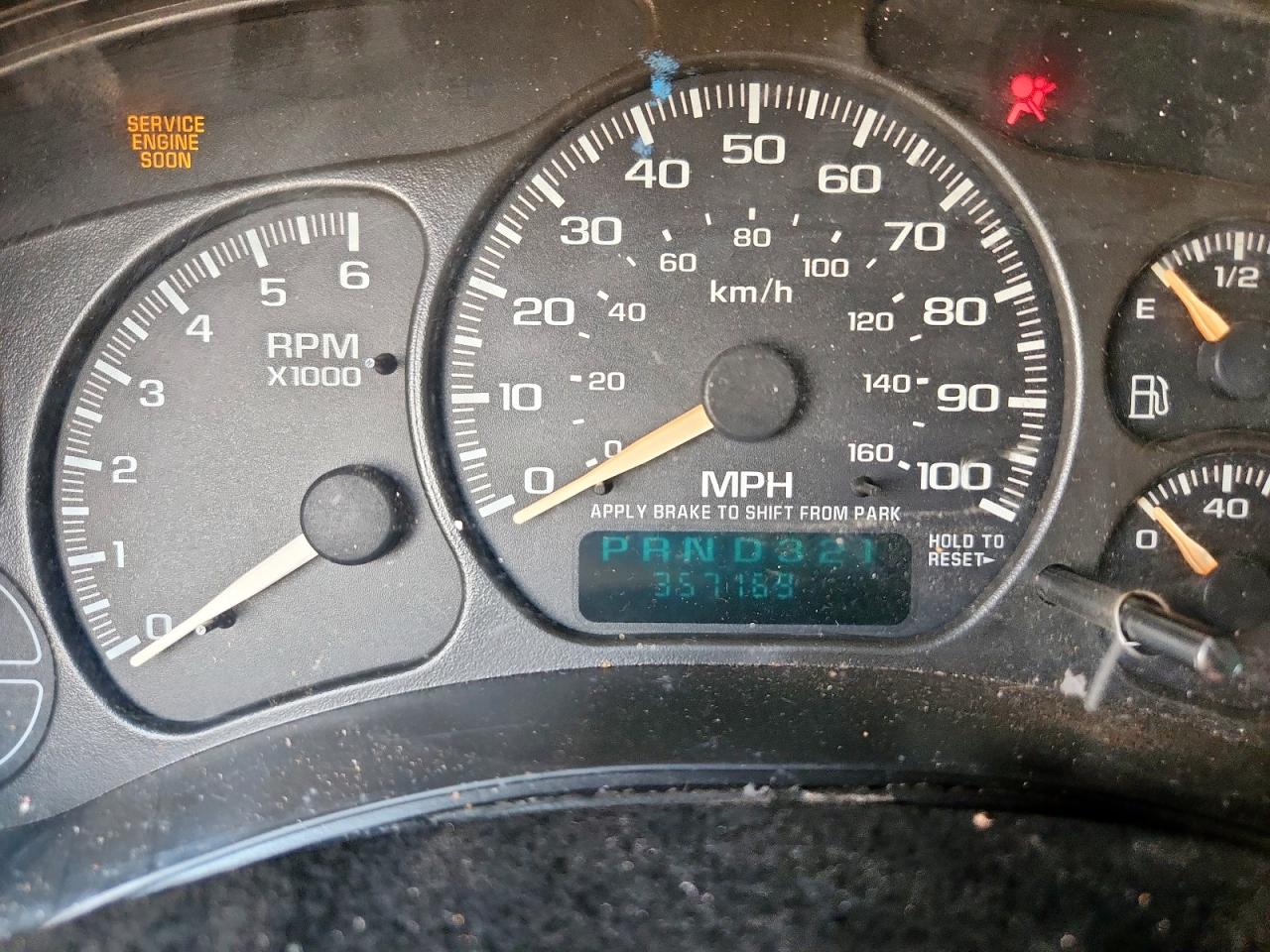 2000 CHEVROLET SILVERADO C1500 photo 17