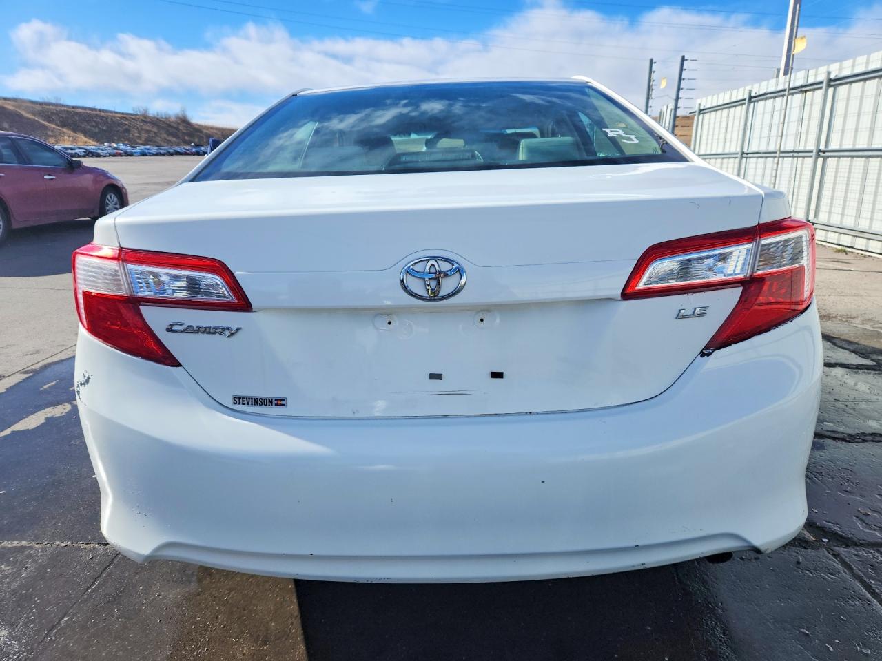 2012 TOYOTA CAMRY LE photo 6