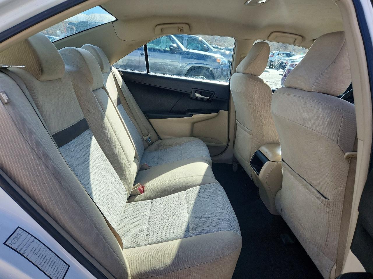2012 TOYOTA CAMRY LE photo 10