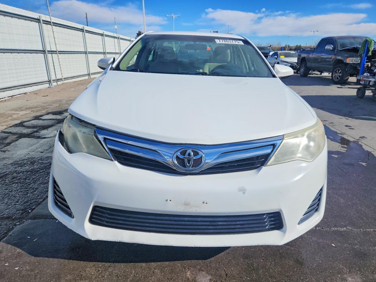 2012 TOYOTA CAMRY LE photo 5