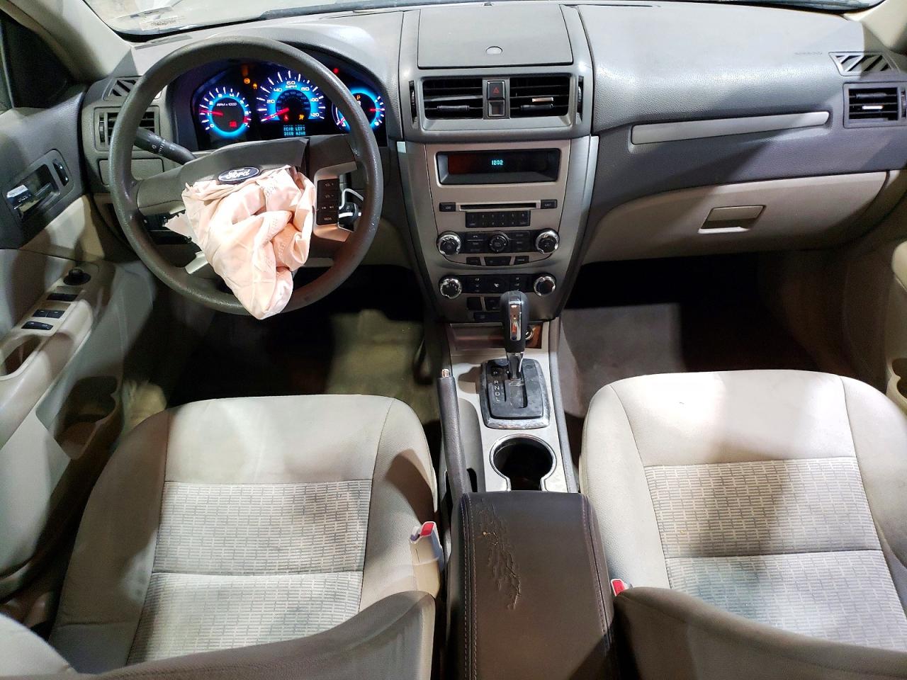 2012 FORD FUSION SE photo 8