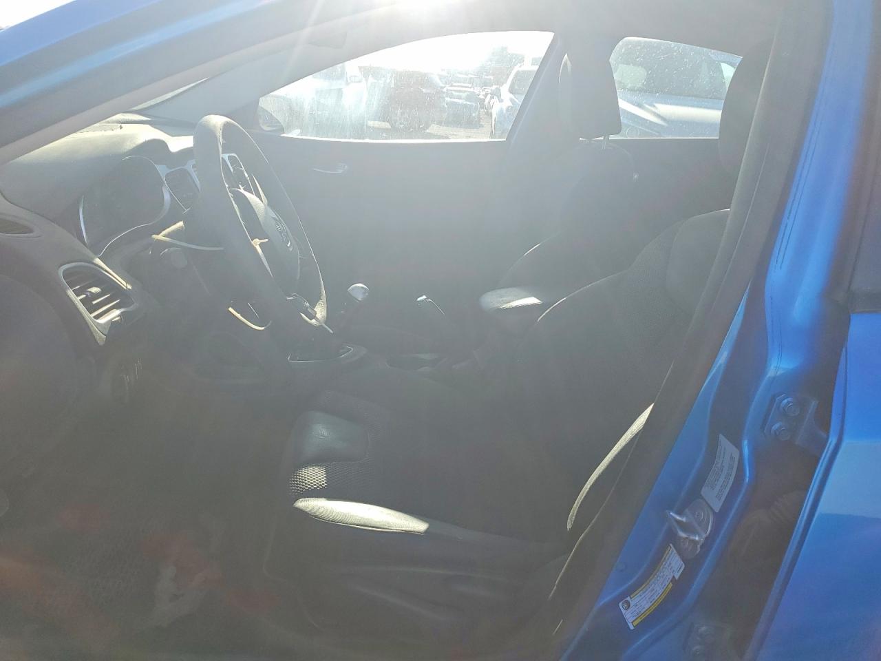 2015 DODGE DART SE photo 13