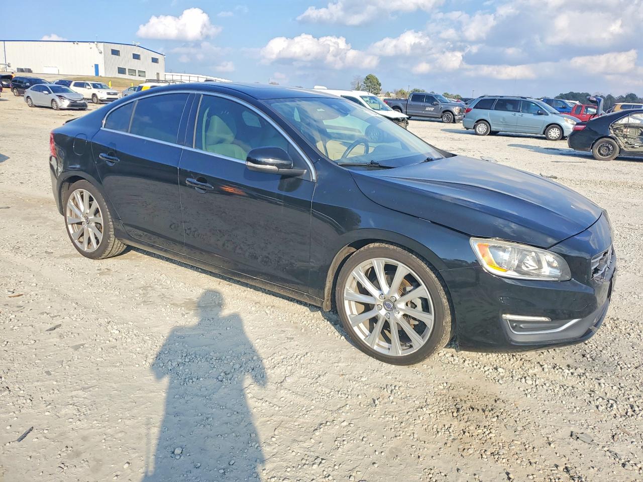 2016 VOLVO S60 PREMIER photo 4