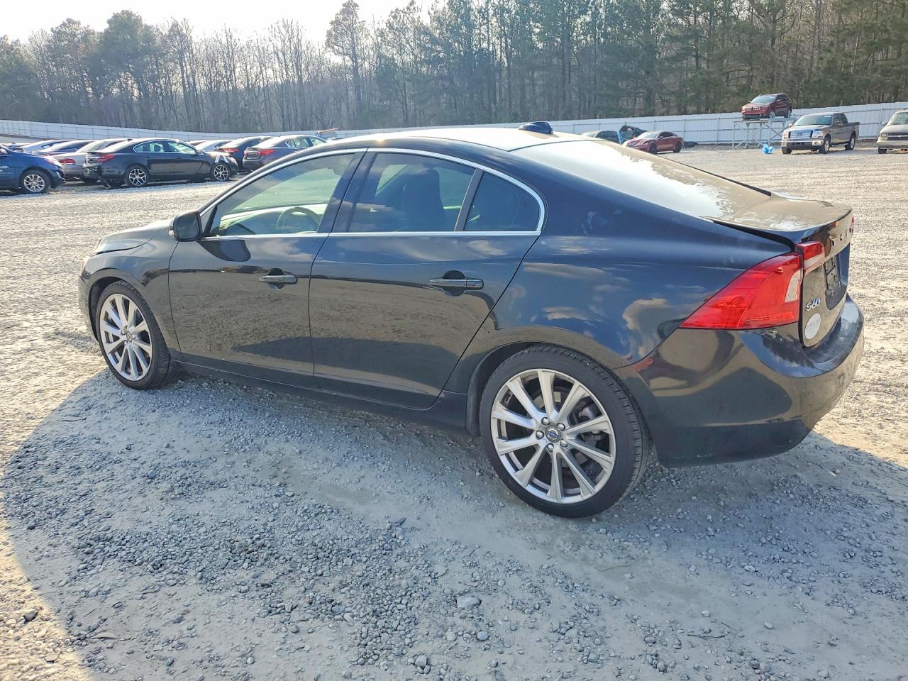 2016 VOLVO S60 PREMIER photo 2