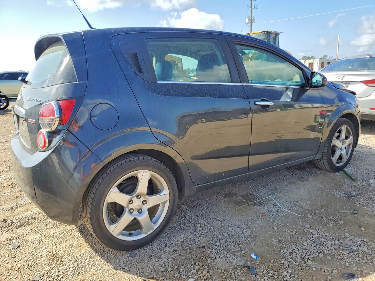 2014 CHEVROLET SONIC LTZ photo 3