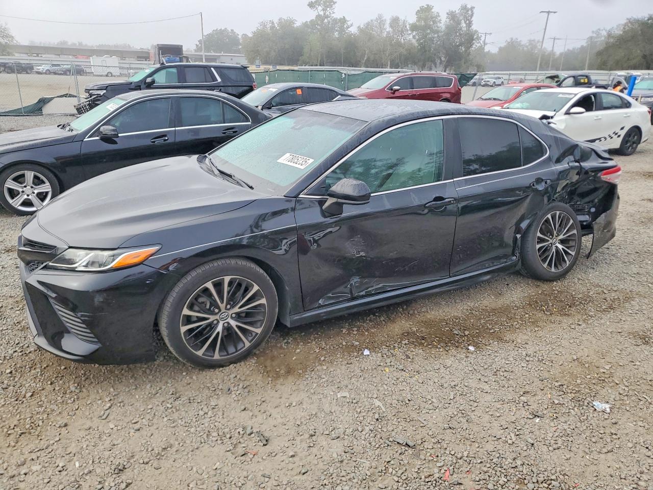 2018 TOYOTA CAMRY