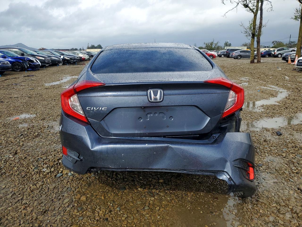 2016 HONDA CIVIC EX photo 11