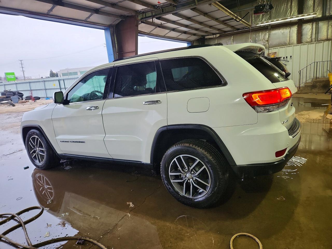 2018 JEEP GRAND CHEROKEE LIMITED photo 2