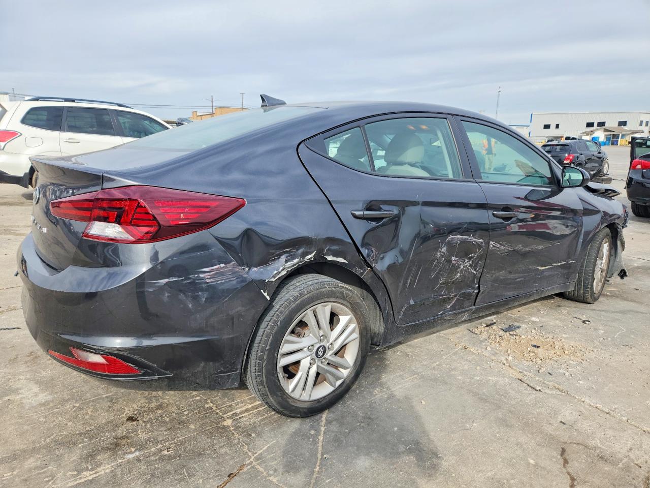 2020 HYUNDAI ELANTRA SEL photo 5