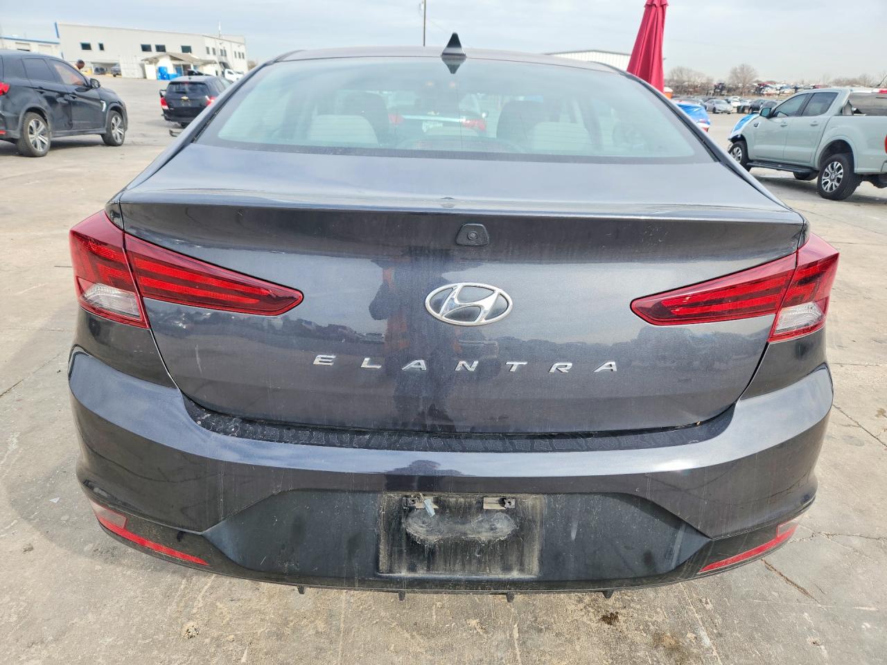 2020 HYUNDAI ELANTRA SEL photo 11
