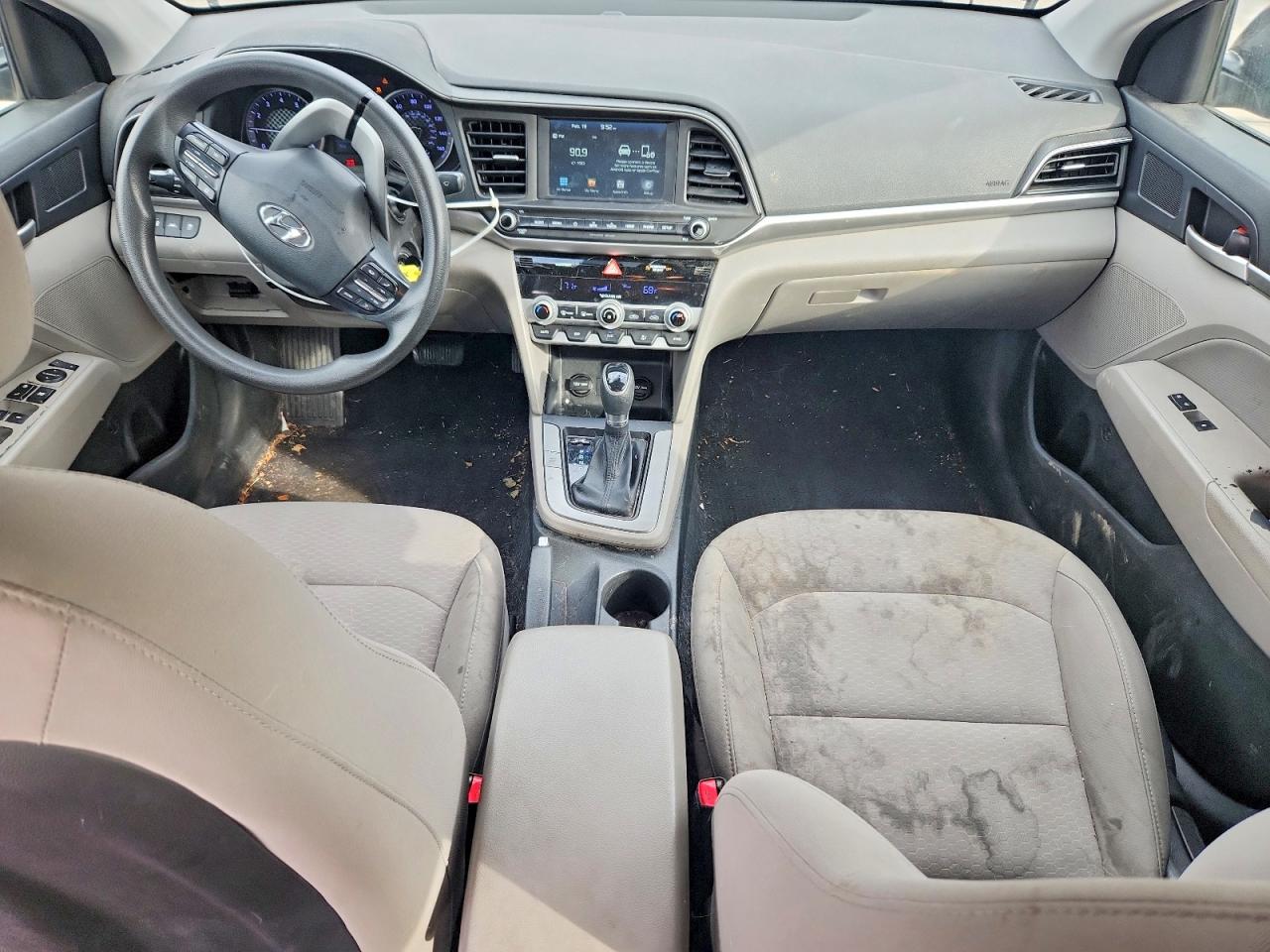 2020 HYUNDAI ELANTRA SEL photo 15
