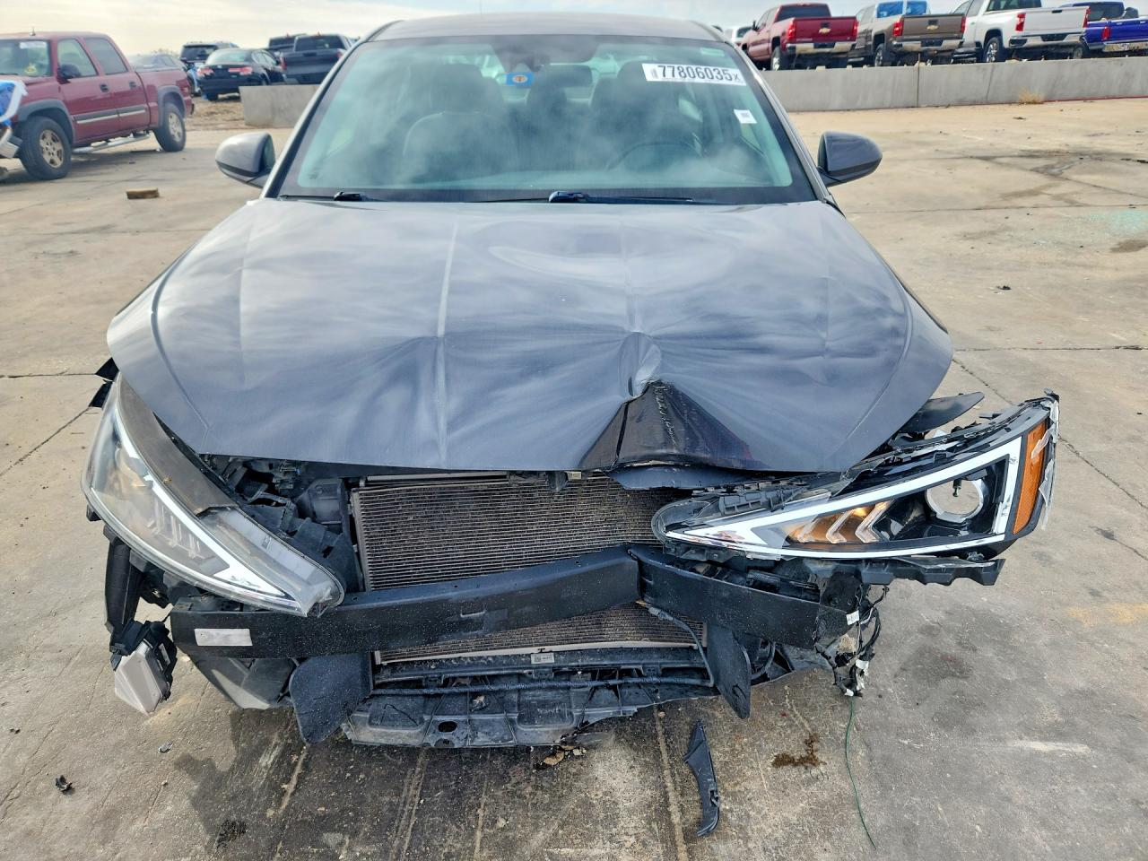 2020 HYUNDAI ELANTRA SEL photo 9