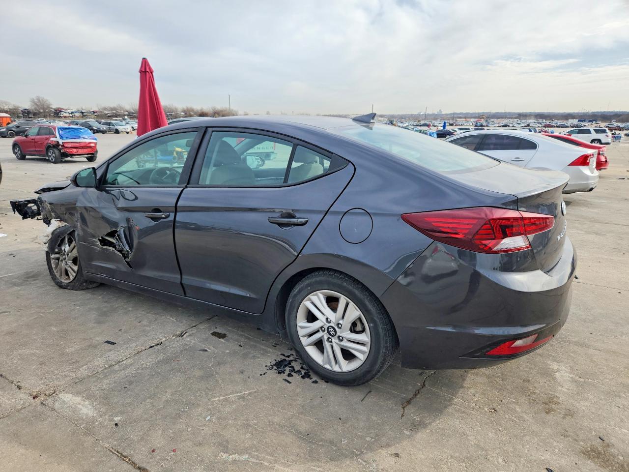 2020 HYUNDAI ELANTRA SEL photo 3