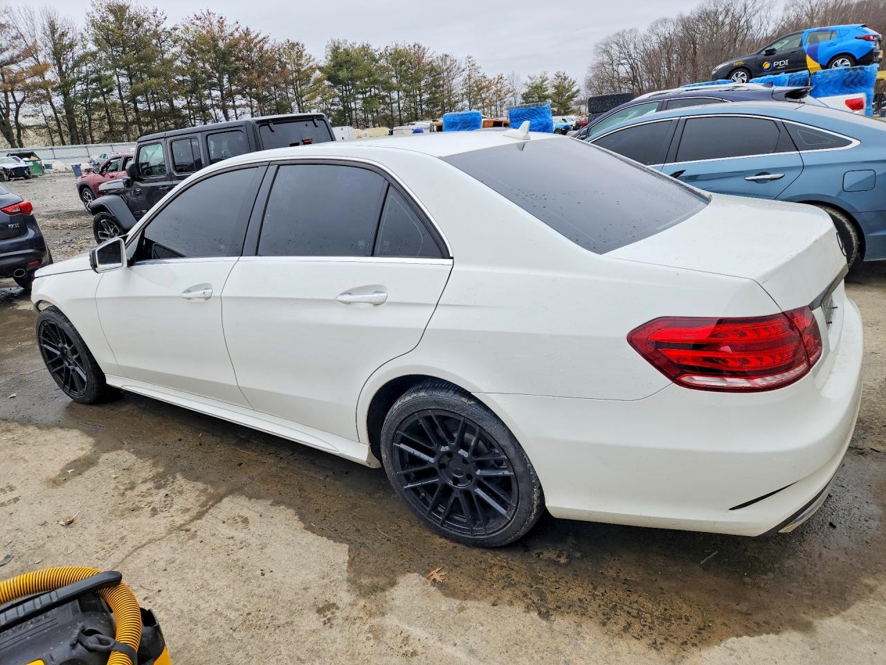 2016 MERCEDES-BENZ E 350 4MATIC photo 2