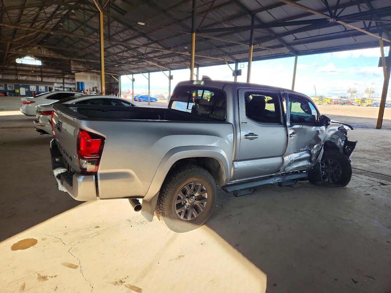 2021 TOYOTA TACOMA DOUBLE CAB photo 5