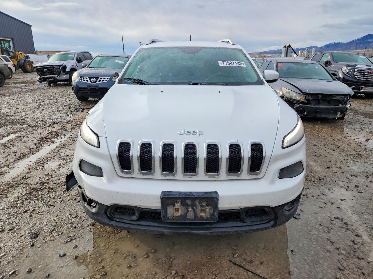 2015 JEEP CHEROKEE LATITUDE photo 5