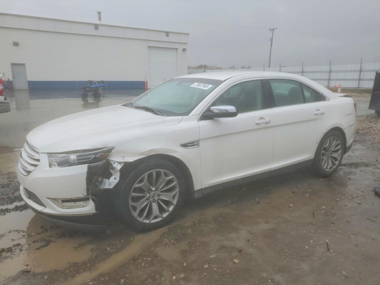 2016 FORD TAURUS